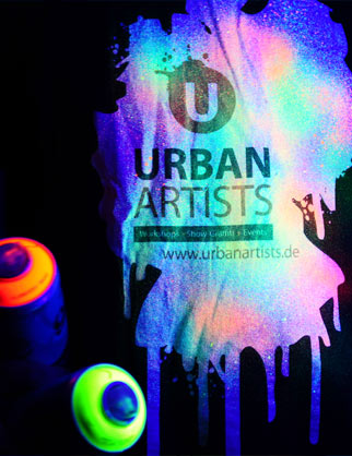 Urban Artists Neon-Blacklight Graffiti
